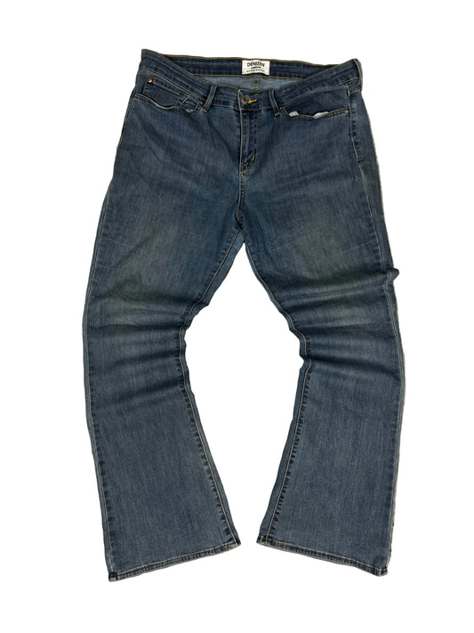 Levi's Bootcut Jeans
