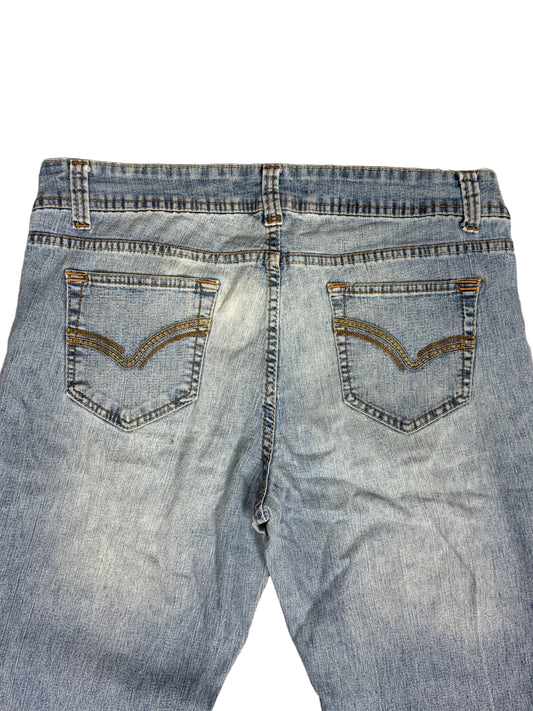 Miss Me Bootcut Jeans – Light Faded Wash